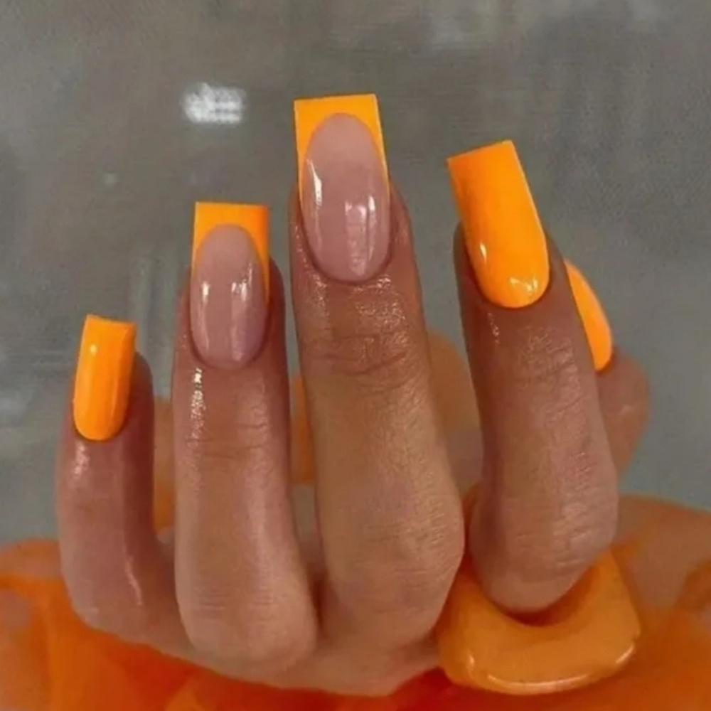 24 Pieces Fake Press On Nails